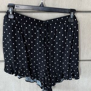 Chic Black Polka Dot Shorts